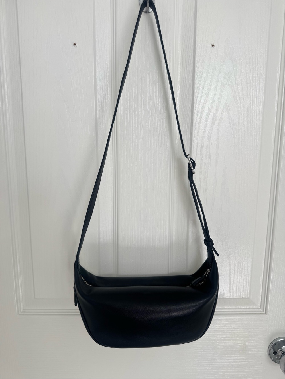 Madewell Black Leather Crescent Sling Bag - Picture 3 of 8
